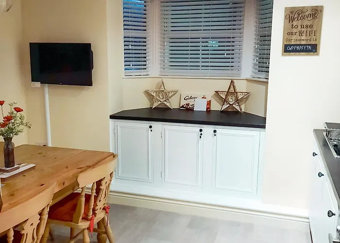 Hilltop Hideaway * 惠特比