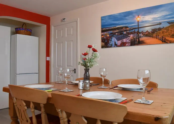 Hilltop Hideaway 惠特比